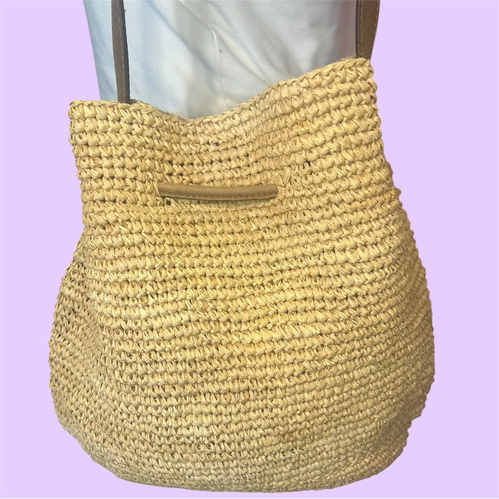 Faherty Raffia Drawstring Shoulder Bag - Picture 4 of 7